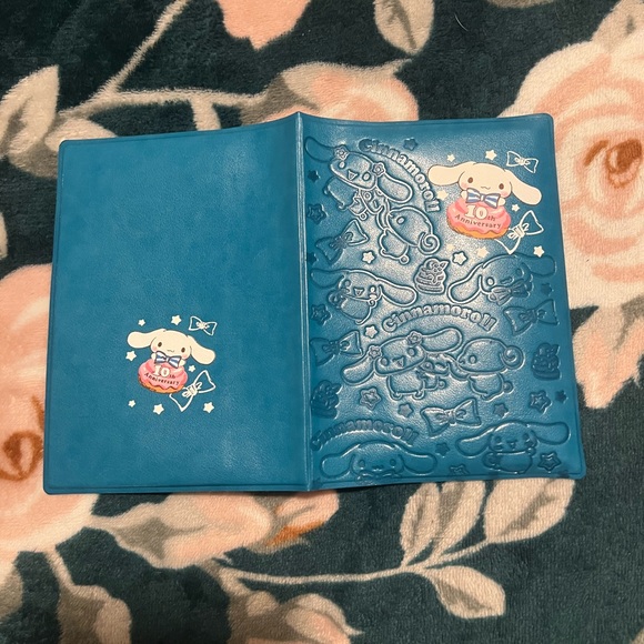 Cinnamoroll Passport Cover - Picture 3 of 6